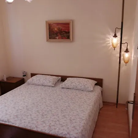 Holiday home Holiday Dob - 5m From The Sea