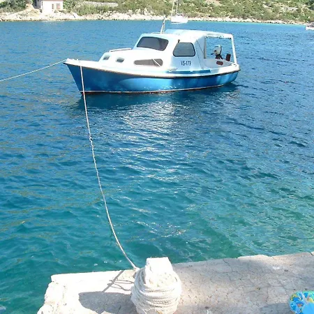 Holiday home Holiday Dob - 5m From The Sea Kut